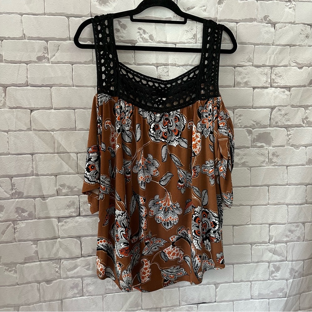 Cato Brown Floral Blouse with Black Lace